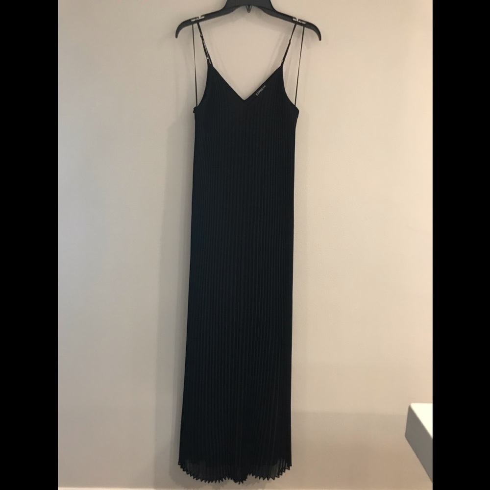 🦋Express Cocktail Dress. NWOT Size S/P